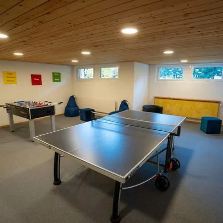 شقة Brentsch A11 سكول