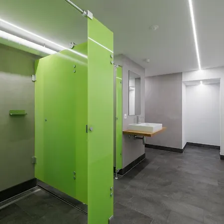 شقة Brentsch A11 سكول